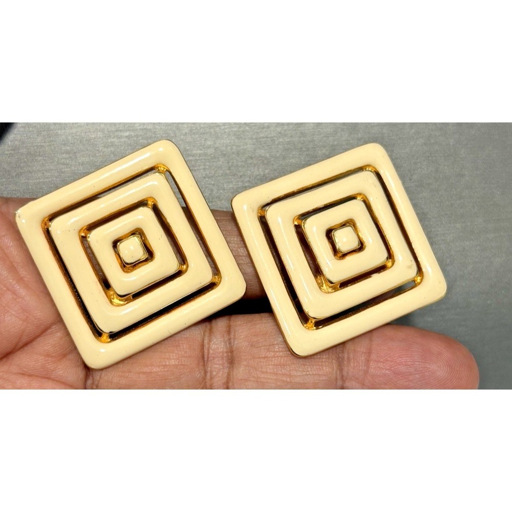 Vintage Erwin Pearl Cream Enamel Geometric Design Clip On Earrings Large